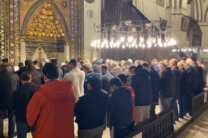 Bursa'da Muhsin Yazıcıoğlu için Ulucami'de mevlid okutuldu