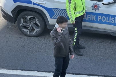 Yaralı sürücü ambulansa binmeyi reddetti, hastaneye taksiyle gitti