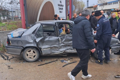 Bursa'da feci kaza: 4’ü çocuk 9 kişi yaralandı