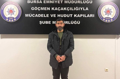 Bursa'da göçmenleri dolandıran sahte avukat tutuklandı