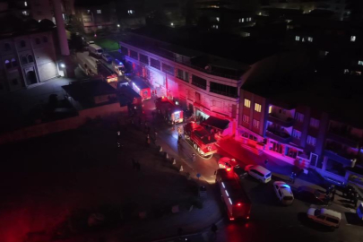 Bursa'da depo yangını itfaiye ekiplerini harekete geçirdi