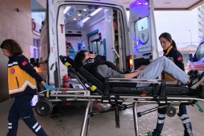 Bursa'da motosiklet kazası: 1’i çocuk 2 yaralı