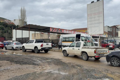 Bursa’ya çamur yağdı: Araç sahipleri yıkamacılara Akın etti