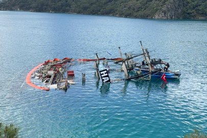 Tur teknesi sulara gömüldü, bir kişi hayatını kaybetti