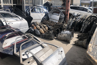 İş yerini kaçak parça deposuna çeviren şahıs gözaltına alındı