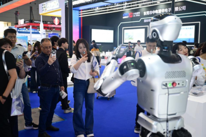 Bursa makine sektörü temsilcileri ITES China Fuarı’na çıkarma yaptı