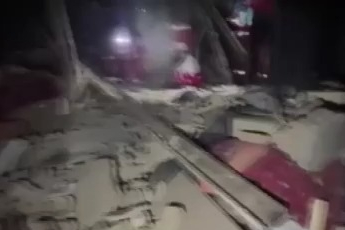 ABD ve İsrail’den Tahran’a yeni saldırılar: En az 13 ölü