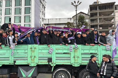 Amatör maçta ilginç görüntüler