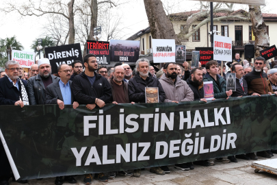 Bursa’da Gönüllülerden Filistin’e destek