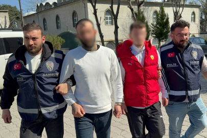 ‘Gözlüğünün altından bize niye baktın' diye silahla vurdular