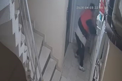 Hırsızlık için girdiği binada kapıları yokladı, açamayınca koridora tuvaletini yaptı