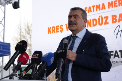 Bakan Tekin: "Uygun olmayan kurumlara izin yok"