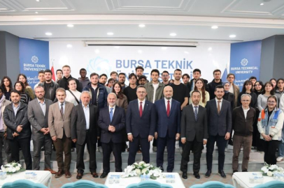 BTÜ Konuşmaları'nda Prof. Dr. Temel Kotil gençlerle buluştu