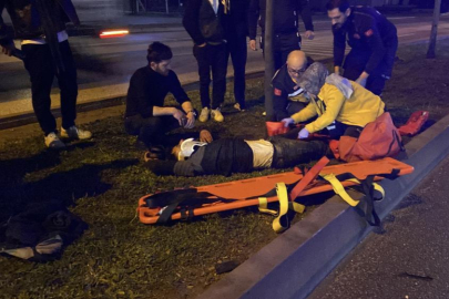 Bursa’da yürekleri ağza getiren kaza: Telefonunu almak isterken çarpıldı