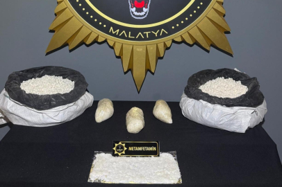 Şeker çuvallarından 3 kilo uyuşturucu çıktı