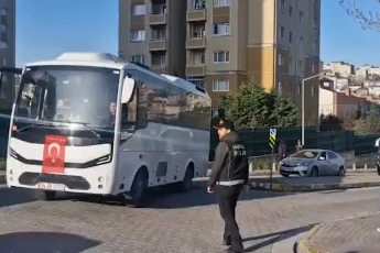 Uyuşturucu ve fuhuş soruşturmasında gözaltına alınan ünlü isimler adliyeye sevk edildi