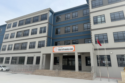 Mersin'de bir lise öğrencisi silahla yakalandı