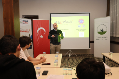 Osmangazi Belediyesi’nden Gençlere Eleştirel Düşünce Atölyesi