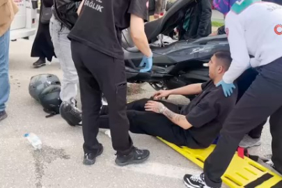 Bursa’da işçi servisine motosiklet çarptı: 2 yaralı