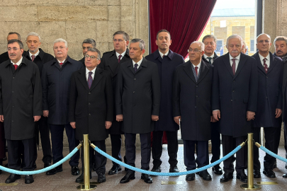 Anıtkabir'de 23 Nisan töreni