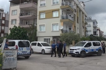 Binada büyük panik yaşanırken şüpheli olay yerinden kaçtı