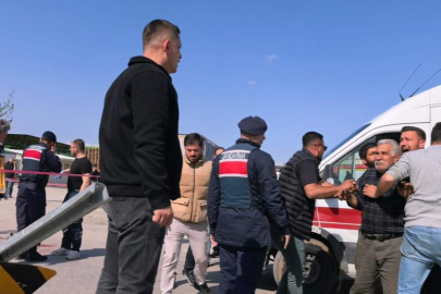 Bursa'da freni patlayan vinç dereye uçtu : Sürücü hayatını kaybetti