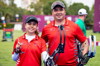 Milli okçular Hazal ve Emircan’dan altın madalya