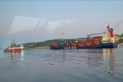 Yalıya metreler kala karaya oturan konteyner gemisi yüzdürüldü