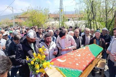 Kazada hayatını kaybetti, karnındaki çocuğu ile toprağa verildi
