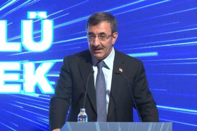 "Kurumlar Vergisi'ni imalatçılar, ihracatçılar için yüzde 9’a düşürüyoruz"