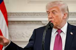 "Trump, İran'a yönelik uzun süreli abluka için hazırlık yapma talimatı verdi"