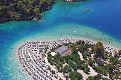 Turizm geliri 9,8 milyar doları aştı