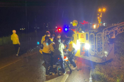 Balıkesir'de yolcu otobüsü devrildi: 3 ölü, 26 yaralı