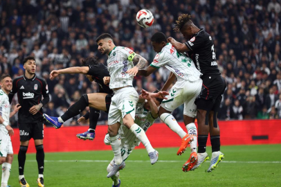 Beşiktaş'a soğuk duş! İlk finalist Konyaspor