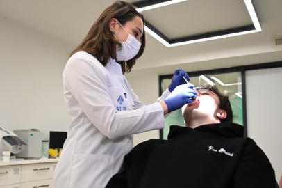 Diş eti hastalıkları Alzheimer'a neden olabiliyor