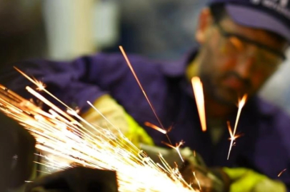 Sanayi üretimi yıllık yüzde 1,1 azaldı