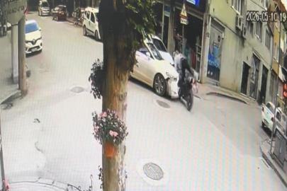 Bursa'da otomobil ile motosiklet kafa kafaya çarpıştı: 1 yaralı