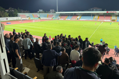 Play-off maçında tansiyon yükseldi, protokol tribününde kavga çıktı