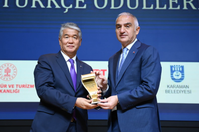 "Diline sahip çıkan milletler hem geçmişine hem de geleceğine sahip çıkmış olur"