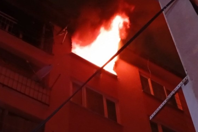 Bursa'da 6 katlı binada yangın paniği