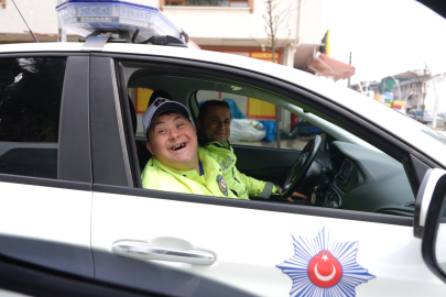 Down sendromlu Oğuz Kaan'ın polislik hayali gerçek oldu