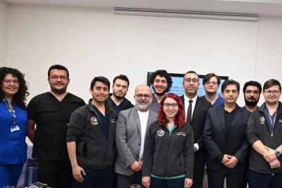 İç organları ters yerleşimli olan hastaya akciğer ameliyatı yapıldı