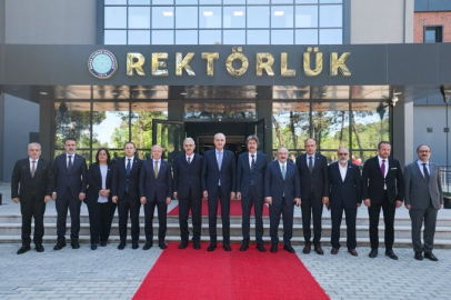 TBMM Başkanı Numan Kurtulmuş Bursa Valiliği'ni ziyaret etti
