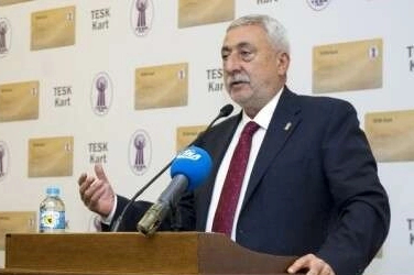 Palandöken: "Her iki kişiden birinin kredi kartı borcu var"