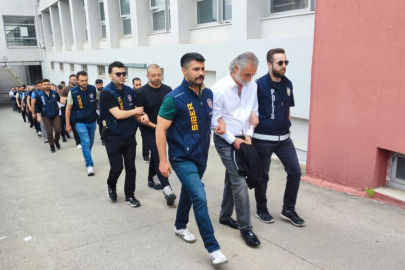 Rasim Ozan Kütahyalı’nın da bulunduğu 154 şüpheli adliyede