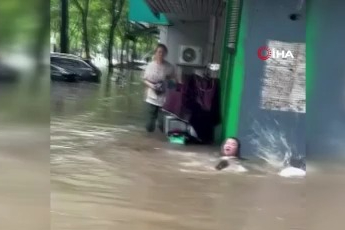 Çin’de sel: 10 ölü