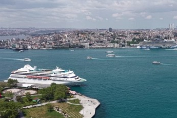 Dev kruvaziyer yoğunluğu havadan görüntülendi