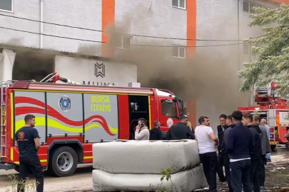 Bursa'da koltuk fabrikasında korkutan yangın: