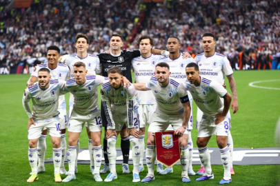 UEFA Avrupa Ligi şampiyonu Aston Villa