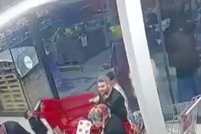 "Bir bakar mısın" diyerek çağırıp kafa attı: O anlar kameraya yansıdı